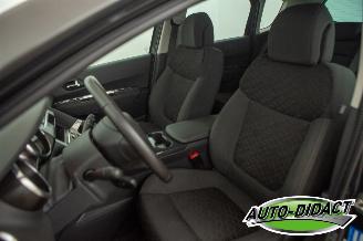 Peugeot 3008 1.2 PureTech Clima Navi Camera Style picture 25