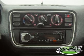 Volkswagen Up! 1.0 take up! Airco picture 7