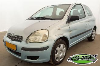 skadebil auto Toyota Yaris 1.0 VVT-i Idols 2004/7