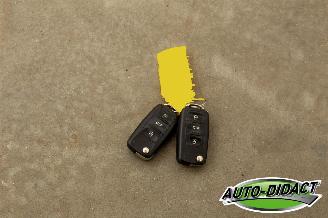 Volkswagen Golf 1.6 TDI BlueMotion Leder Navi picture 26