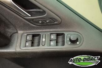 Volkswagen Golf 1.6 TDI BlueMotion Leder Navi picture 11