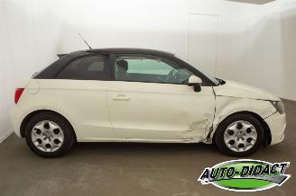 Audi A1 1.6 TDI Airco Leder Ambition picture 39