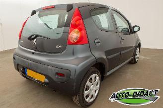 Peugeot 107 1.0-12V Airco Millesim picture 4