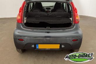 Peugeot 107 1.0-12V Airco Millesim picture 28
