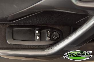 Peugeot 2008 1.2 Clima Navi 79.211 km Access picture 24