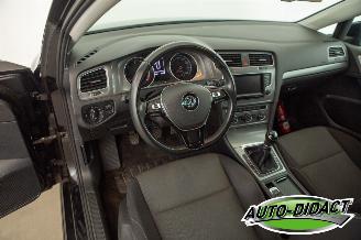 Volkswagen Golf 1.6 TDI Clima Navi Trendline picture 25