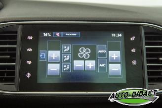 Peugeot 308 1.2 PureTech Navi Clima Camera Blue Lease Premium picture 8