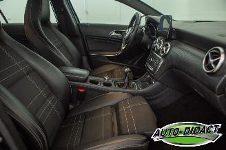 Mercedes A-klasse 180d Airco Navi Half Leder picture 22