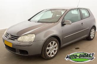 uszkodzony samochody osobowe Volkswagen Golf 2.0 FSI Clima Sportline 2006/1