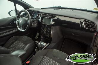 Citroën DS3 1.6 e-HDi Clima So Chic picture 14