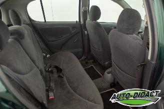 Toyota Yaris 1.3-16V Automaat VVT-i Sol picture 18