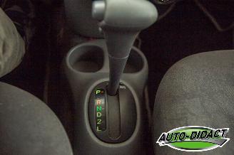 Toyota Yaris 1.3-16V Automaat VVT-i Sol picture 10