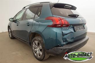 Peugeot 2008 1.2 Access Clima Navi picture 3