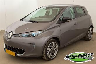 skadebil auto Renault Zoé 41kWh Koopaccu Automaat Navi Camera Clima 2017/2