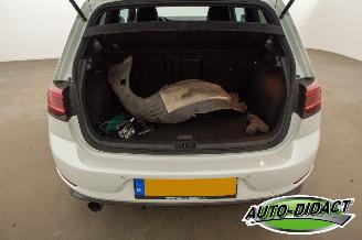 Volkswagen Golf 2.0 TSI GTI Automaat Digi Dash Navi Clima picture 42