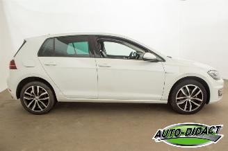 Volkswagen e-Golf 36 kWh Automaat Leder Clima picture 36