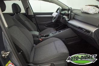 Volkswagen Golf 1.5 eTSI Automaat 34.921 km NAP Camera Life Edition picture 17