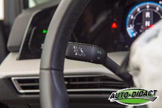 Volkswagen Golf 1.5 eTSI Automaat 34.921 km NAP Camera Life Edition picture 14