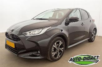 Auto incidentate Toyota Yaris 1.5 Hybrid Automaat Navi Camera 115 Business Plus 2024/4