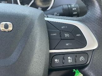 Iveco Daily 35D18H 3.0 300 Automaat picture 16