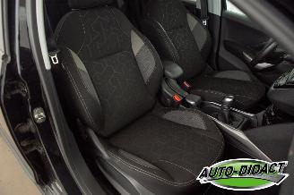 Peugeot 2008 1.2 Access Clima Navi picture 23