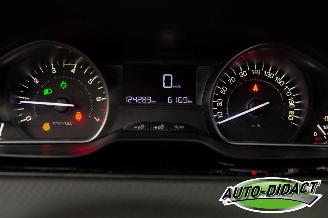Peugeot 2008 1.2 Access Clima Navi picture 6