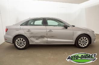 Audi A3 1.6 TDI Clima Navi Attraction picture 42