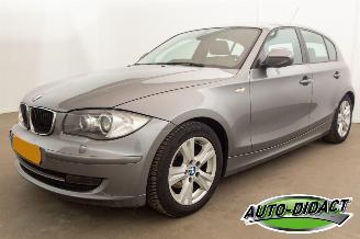 krockskadad bil auto BMW 1-serie 116i Clima Leder Navi EffDyn. Ed. Business Line Ultimate Edition 2011/3