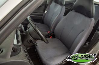 Daihatsu Young-rv 1.3-16V XTI Automaat picture 22