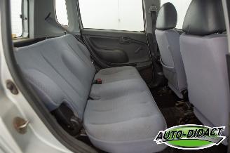 Daihatsu Young-rv 1.3-16V XTI Automaat picture 19