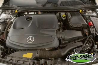 Mercedes A-klasse A180 Automaat Elek Dak Navi Camera Ambition picture 35