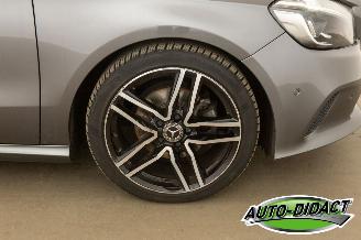 Mercedes A-klasse A180 Automaat Elek Dak Navi Camera Ambition picture 33