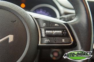 Kia Ceed 1.5 T-GDi Automaat Motorschade MHEV DynamicPlusLine picture 16