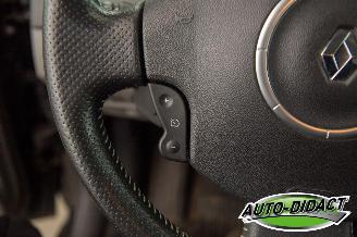 Renault Scenic 1.6-16V Tech Line Clima Navi picture 16