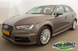 krockskadad bil auto Audi A3 1.4 E-Tron Automaat Camera Leder PHEV Attraction 2016/3