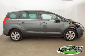 Peugeot 5008 1.6 VTi Clima Navi 7p. Blue Lease picture 36