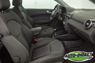 Audi A1 1.2 TFSI Airco Stoelverwarming picture 21