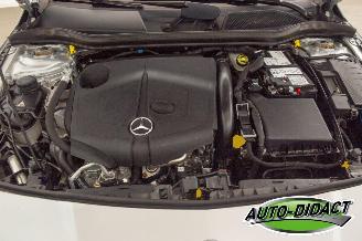 Mercedes Cla-klasse 200d Automaat Clima Navi Leder CARPAS picture 36