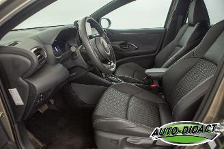 Toyota Yaris 1.5 Hybrid Automaat Clima Navi Camera 130 Executive picture 26