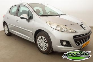 Peugeot 207 1.6 VTi Automaat Clima XS picture 2