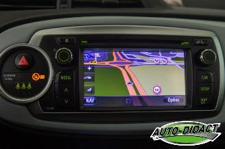 Toyota Yaris 1.5 Full Hybrid Automaat Navi Camera picture 7