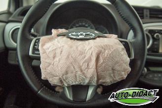 Toyota Yaris 1.5 Full Hybrid Automaat Navi Camera picture 29