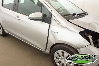 Toyota Yaris 1.5 Full Hybrid Automaat Navi Camera picture 36