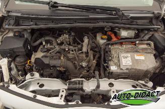 Toyota Yaris 1.5 Full Hybrid Automaat Navi Camera picture 38