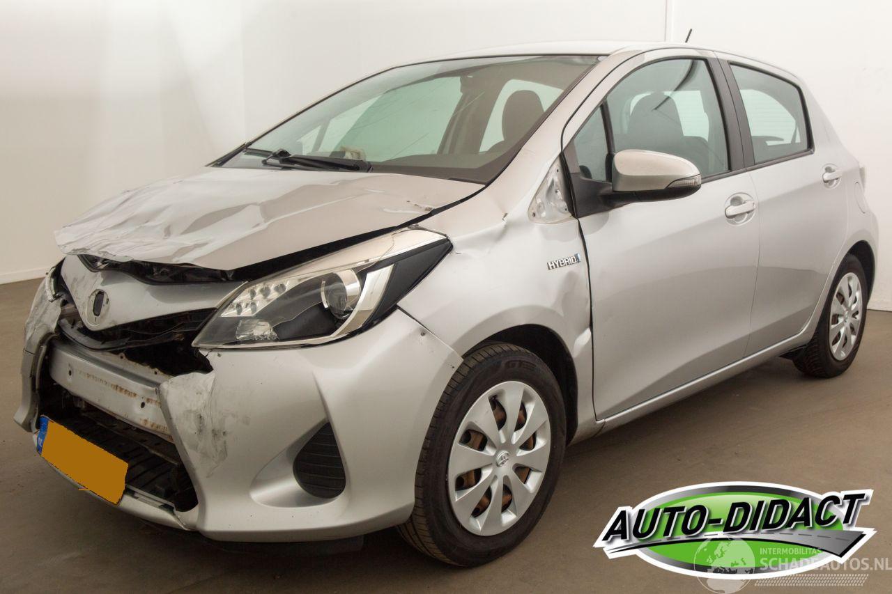 Toyota Yaris 1.5 Full Hybrid Automaat Navi Camera