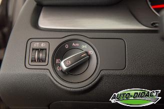 Volkswagen Passat 1.6 TDI Navi Clima Highline BlueMotion picture 14