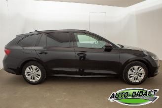 Skoda Octavia 1.0 e-TSI Automaat Digi Dash Navi Clima Business Edition picture 39