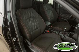 Ford Focus 1.0 EcoBoost Hybrid Clima Navi 59.290 km NAP ST Line picture 21