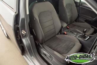 Volkswagen Golf 1.4 TSI Navi Pano Digi Dash Clima Highline picture 22