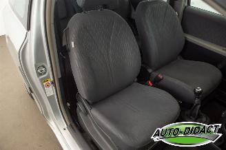 Toyota Yaris 1.3 VVTi Airco Aspiration picture 17